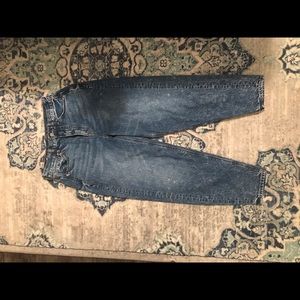 American Eagle Relaxed Mom jeans